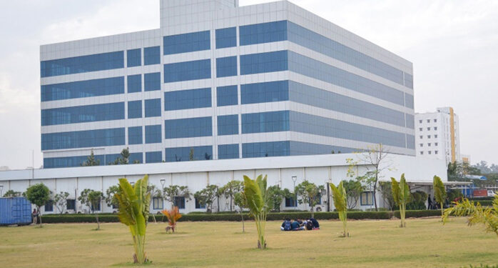 Unfold the unknown career route with SRMUH’s TownHall sessions | SRM University Sonepat