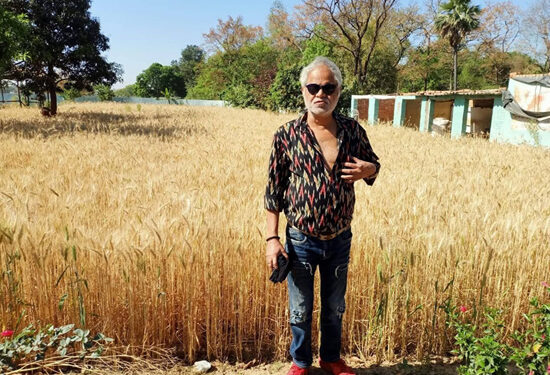 Sanjay Mishra and Karan Aanand turn allies for women with their comedy drama Jaaiye Aap Kahan Jaayenge