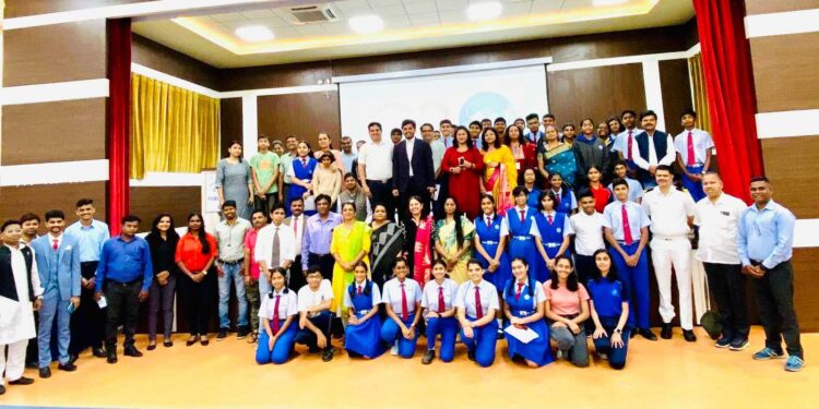 G20 Theme Education Summit Sets a Historic Milestone: School Students Offer Insightful Suggestions to Global Issues and National Development